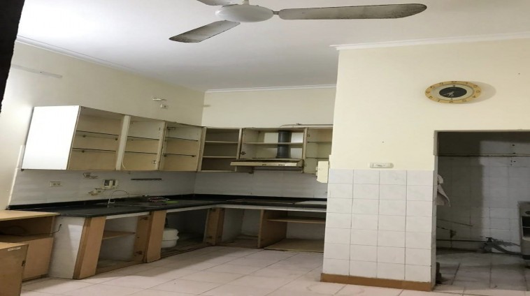 Cho thuê nhà ngõ ô tô phố Nguyên Hồng, Đống Đa,  DT 45m2 - 4 tầng - Ngủ - MT 5m - Giá 19 triệu